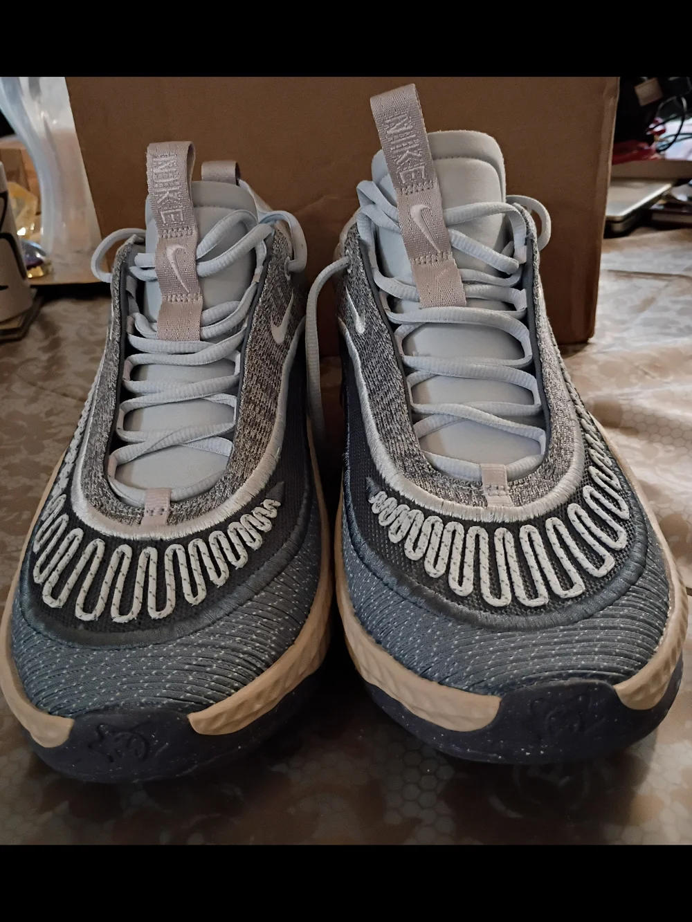 Nike Cosmic Unity 3  Grey Asher Slate Size Women 11.5 FV3526 010